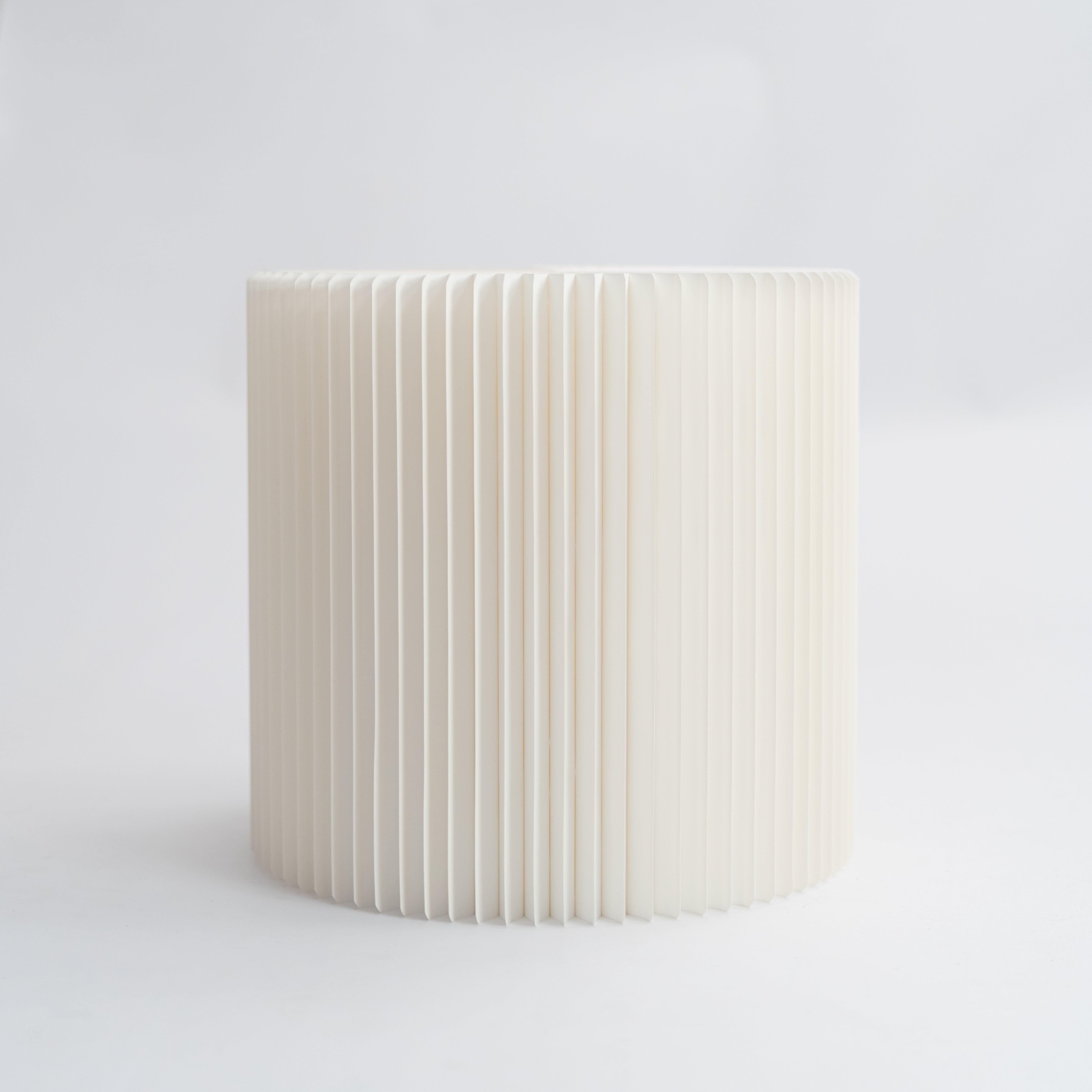 Foldable Circular Paper Table - White